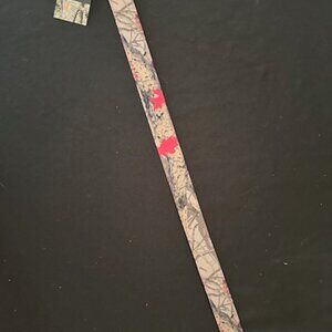 "Realtree" Pink Camo Belt  7271  NWT Boutique